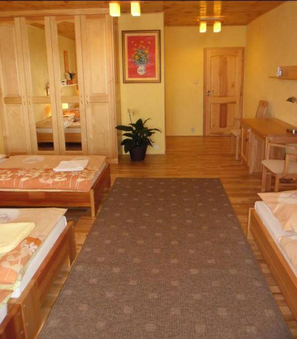 Penzion Tri Klasy Nová Lesná Kamer foto